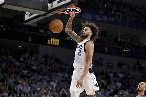 攻防一体！莱夫利6中5得10分6板3助2断2帽