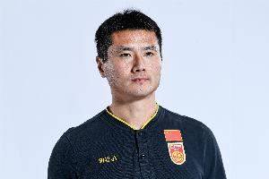 “邵佳一将出任国足主帅”上微博热搜,一度排到热搜第十位